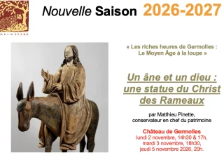 Un âne et un dieu : une statue du Christ des Rameaux