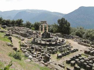 Tholos à Delphes