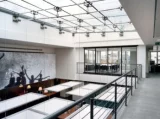 La lumière à l'épreuve de la matière dans l'architecture contemporaine