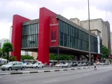 L'idéologie "anthropophage" de l'art moderne brésilien et l'architecture "métissée" de Lina Bo Bardi