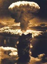 Le Projet Manhattan, la recherche et la mise au point de la "bombe atomique"