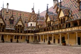 L'Hôtel-Dieu de Beaune, ou le fabuleux projet de Nicolas Rolin